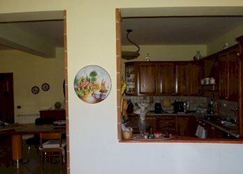 15.JPG - Villa Via Indipendenza 5, Mascalucia - foto 16