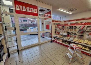 Locale - Locale Commerciale Via Gaetano Previati, Lavagna - foto 7