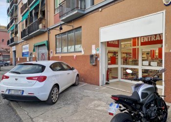 Facciata - Locale Commerciale Via Gaetano Previati, Lavagna - foto 8