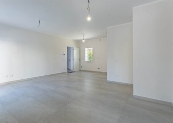 Four-room apartment Soliera - photo 22