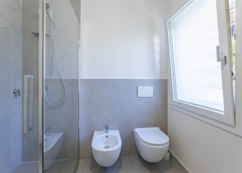 Four-room apartment Soliera - photo 25