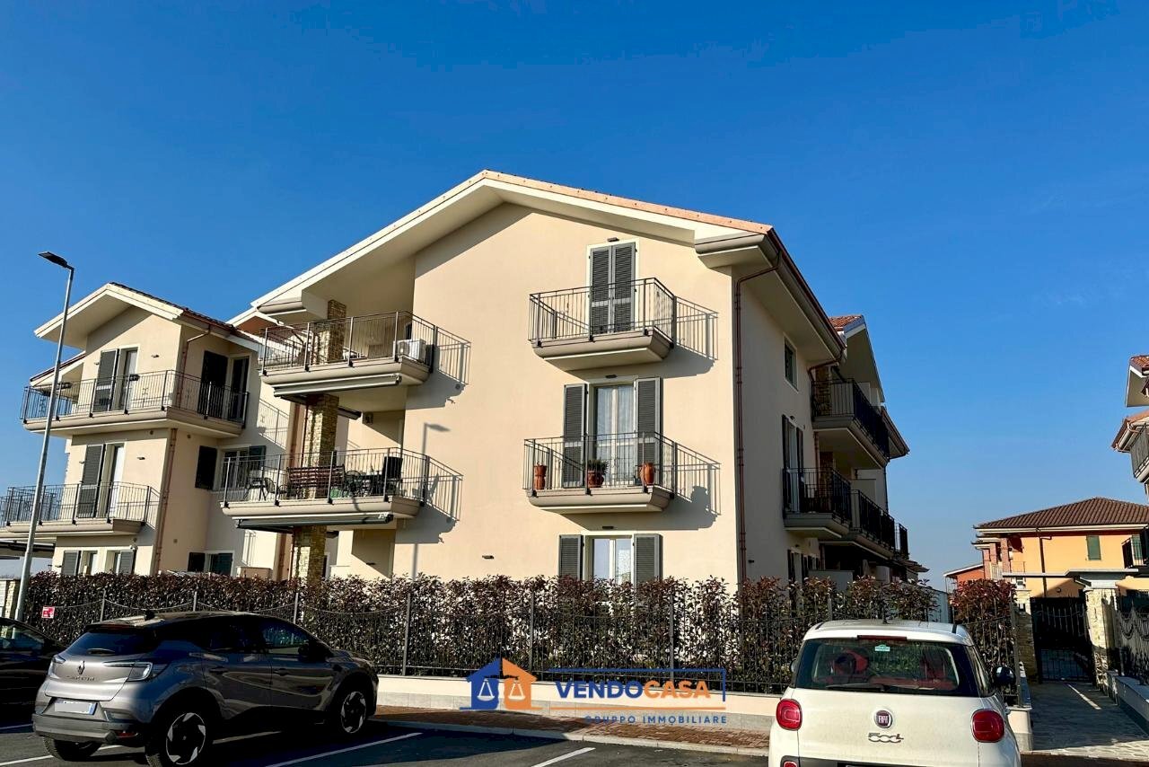 Two-room apartment Cherasco - photo 1