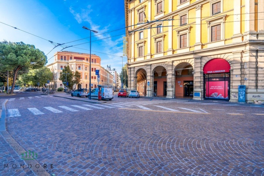 Box Via Cesare Boldrini, Bologna (zona Centro Storico) - foto 1