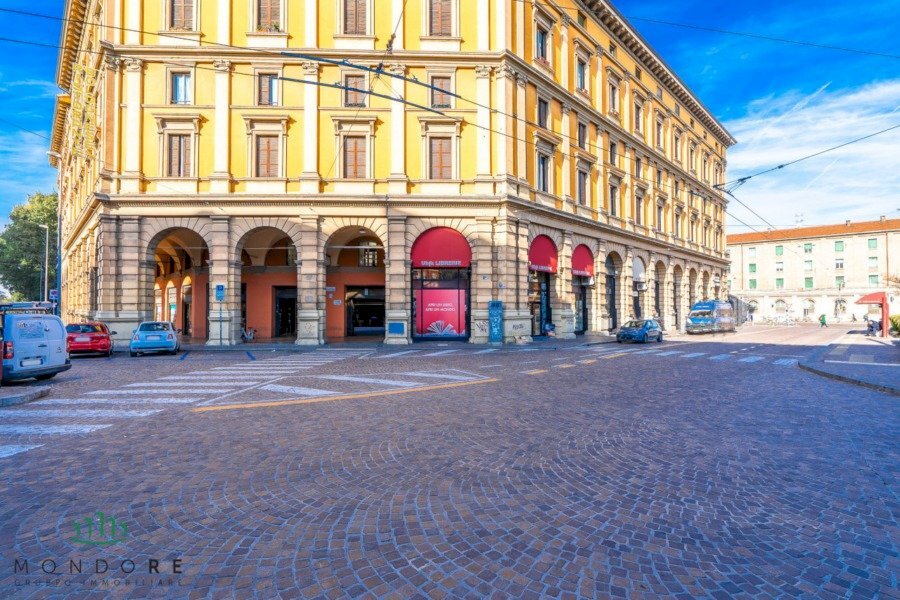 Box Via Cesare Boldrini, Bologna (zona Centro Storico) - foto 3