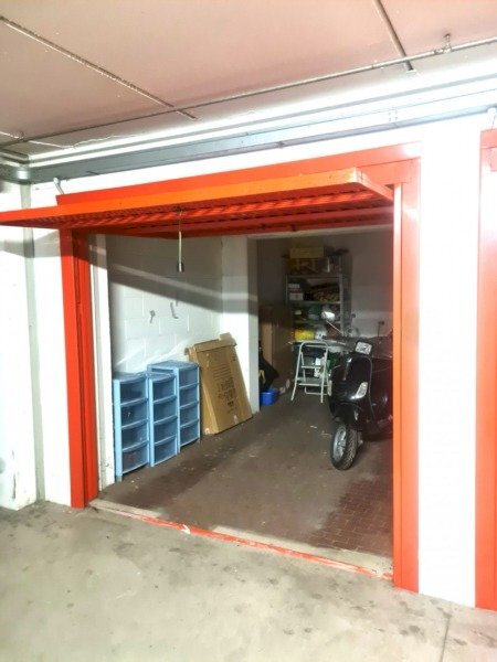 Box via Sante Vincenzi, Bologna (zona Massarenti) - foto 1