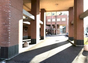 Box via Sante Vincenzi, Bologna (zona Massarenti) - foto 5