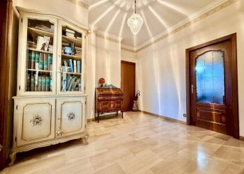 Three-room apartment Nichelino - photo 4