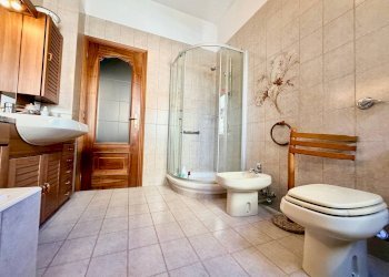 Three-room apartment Nichelino - photo 16