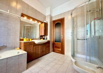 Three-room apartment Nichelino - photo 17