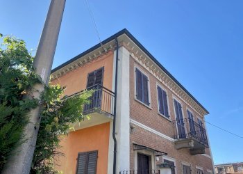 Independent house Grinzane Cavour - photo 2