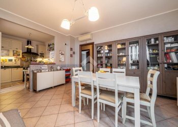 Quadrilocale Via giacomo leopardi, Bagnolo in Piano - foto 7