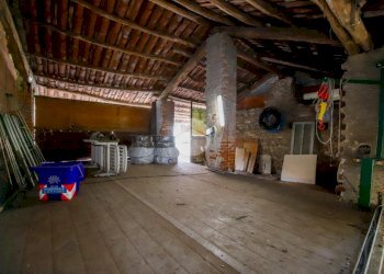 Semi-detached house Via Orco, Rivarolo Canavese - photo 12