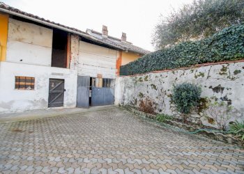 Semi-detached house Via Orco, Rivarolo Canavese - photo 25