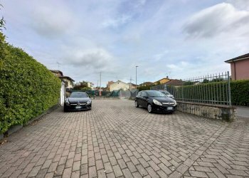 Trilocale Via Paolo Diana, Sarzana - foto 12