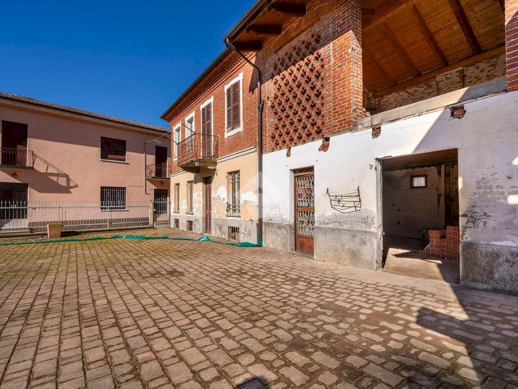 Casa semi indipendente Via Fratelli Don Torchio, Celle Enomondo - foto 3