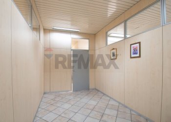Shop Via Cassala, 84 
 Porta Milano, Brescia (neighborhood Porta Milano) - photo 10