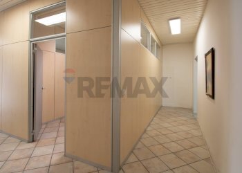 Shop Via Cassala, 84 
 Porta Milano, Brescia (neighborhood Porta Milano) - photo 14