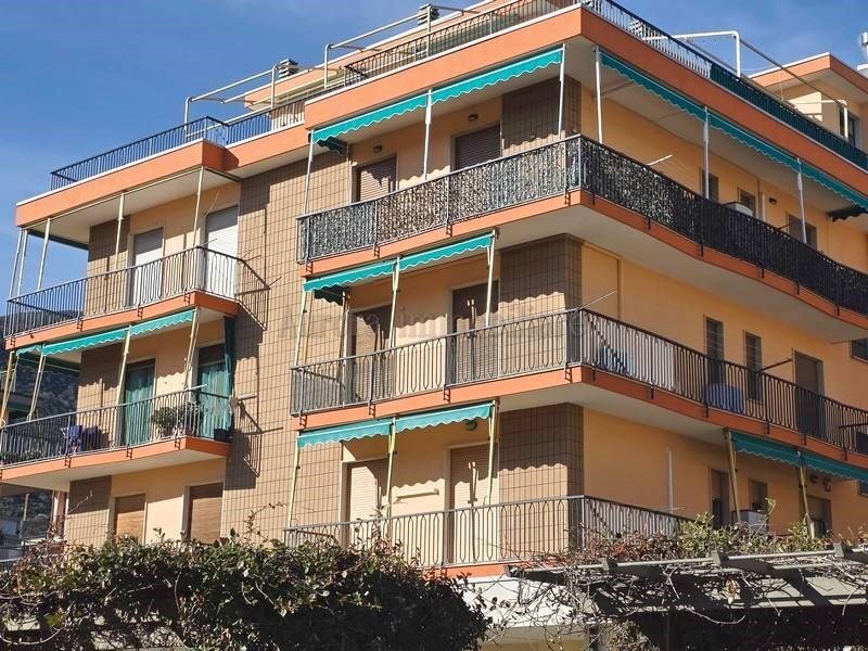 Three-room apartment Via Giardini, Borghetto Santo Spirito - photo 1