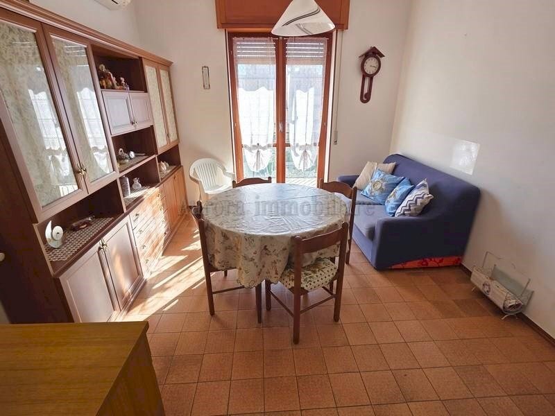 Three-room apartment Via Giardini, Borghetto Santo Spirito - photo 3