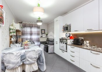 Trilocale Via cogne, Torino (zona Rebaudengo) - foto 2