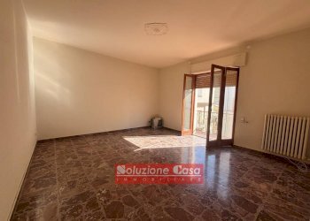 Foto 2 - Quadrilocale via Cadorna
 
66, Canosa di Puglia - foto 2