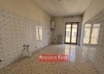 Foto 3 - Quadrilocale via Cadorna
 
66, Canosa di Puglia - foto 3