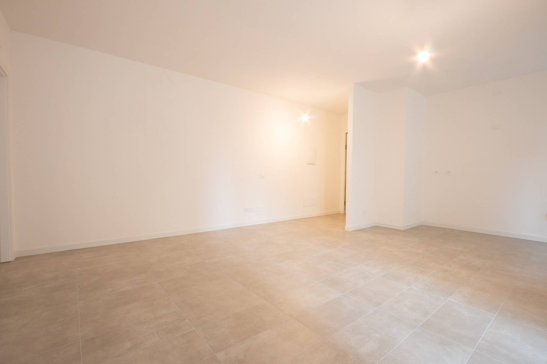 Foto 2 - Trilocale Via Zeviani
10, Verona - foto 2