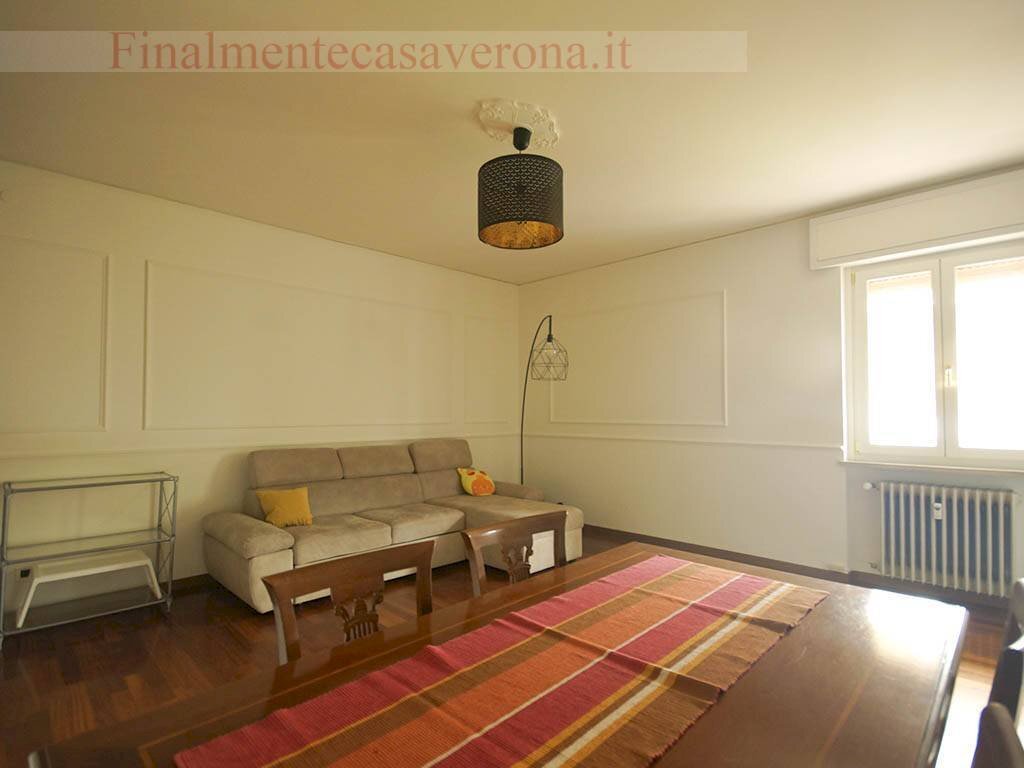 sala - Appartamento Via Michelangelo, Verona - foto 3