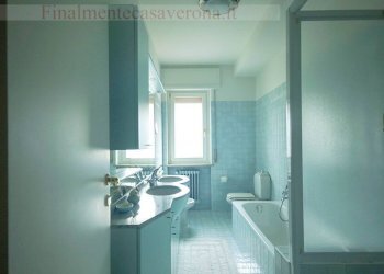 bagno padronale - Appartamento Via Michelangelo, Verona - foto 9