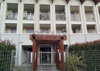Edificio all\'aperto - Trilocale Via della Pace
 
30, Legnano - foto 2