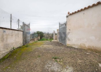 Giardino - One-room apartment Via Rosario Pitrelli
 
64, Caltagirone - photo 4