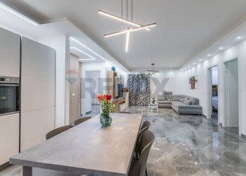 Sala da pranzo - Trilocale Via Cappuccini Vecchi
 
34, Caltagirone - foto 2