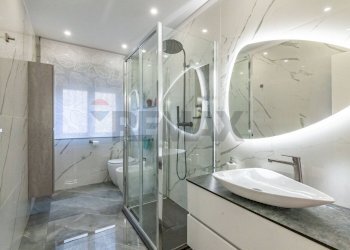 Bagno - Trilocale Via Cappuccini Vecchi
 
34, Caltagirone - foto 14