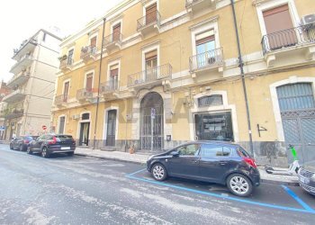 Edificio all\'aperto - Bilocale Via Mario Sangiorgi
37, Catania - foto 24