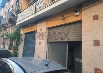 Edificio all\'aperto - Shop Catania - photo 4