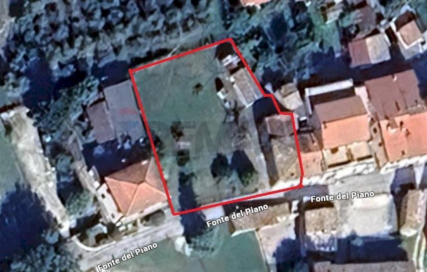 Posizione della mappa - Independent house Fonte del Piano
 
19, Cingoli - floor plans 1