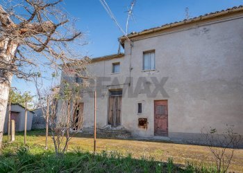 Casa all\'aperto - Independent house Fonte del Piano
 
19, Cingoli - photo 5