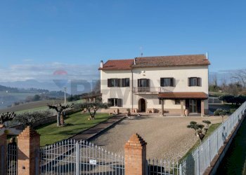 Casa all\'aperto - Casa indipendente via Mazzangrugno
 
28, Jesi - foto 1