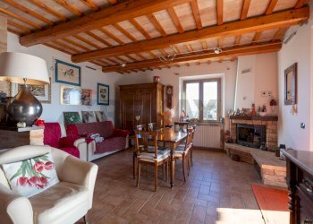 Sala da pranzo - Casa indipendente via Mazzangrugno
 
28, Jesi - foto 4