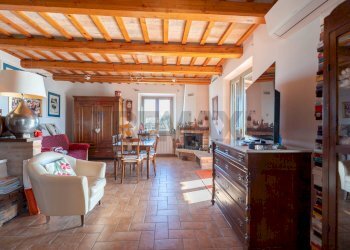 Sala da pranzo - Casa indipendente via Mazzangrugno
 
28, Jesi - foto 6