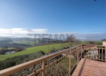 Balcone - Casa indipendente via Mazzangrugno
 
28, Jesi - foto 16