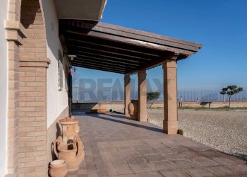 Terrazza - Casa indipendente via Mazzangrugno
 
28, Jesi - foto 40