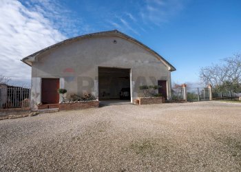 Casa all\'aperto - Casa indipendente via Mazzangrugno
 
28, Jesi - foto 50