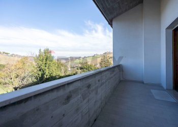 Balcone - Casa indipendente Agugliano - foto 23