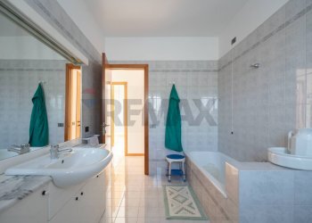 Bagno - Casa indipendente Agugliano - foto 29