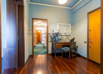 Hall / corridoio - Appartamento Via Luigi Chiala
 
130, Roma - foto 23