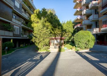 Edificio all\'aperto - Appartamento Via Luigi Chiala
 
130, Roma - foto 60