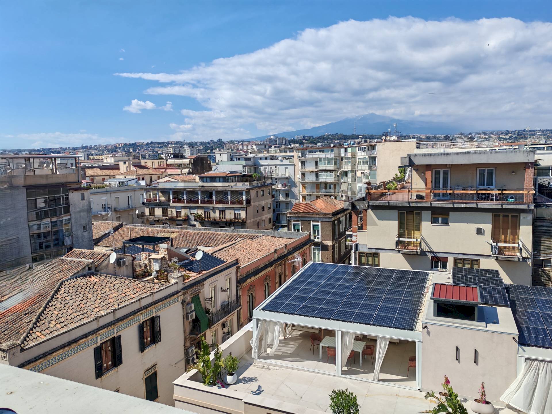 Panorama - Appartamento Via Androne
 
1, Catania - foto 1