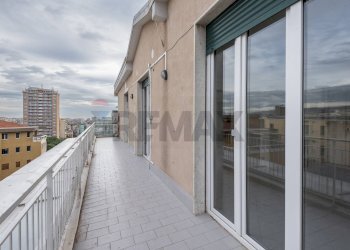 Ballatoio - Appartamento Via Androne
 
1, Catania - foto 4