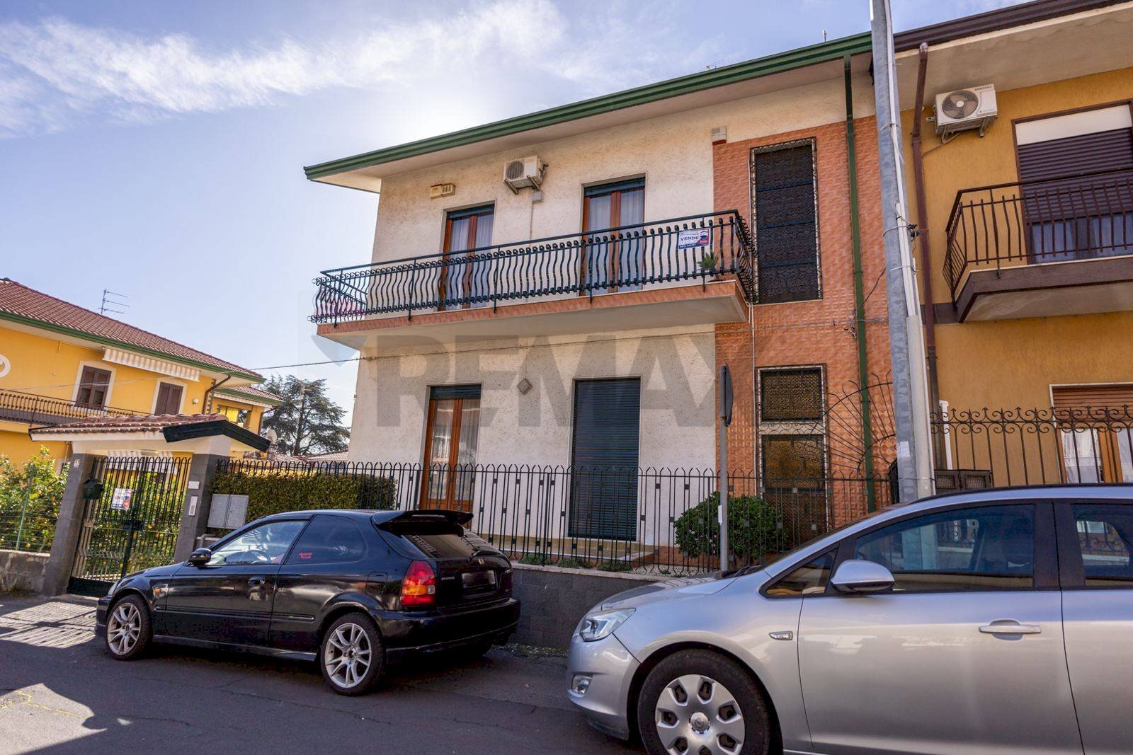 Edificio all\'aperto - Villa via XXIV maggio
 
15, Viagrande - photo 2